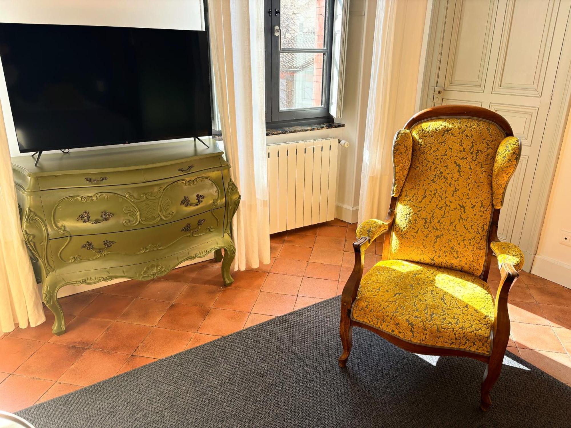 B&B Les Chambres D'Aime Carcassone Kültér fotó